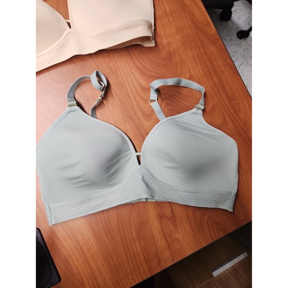 Lively Set of 3 Bras Green Black & Neutral Beige Size 38C - Picture 2 of 9